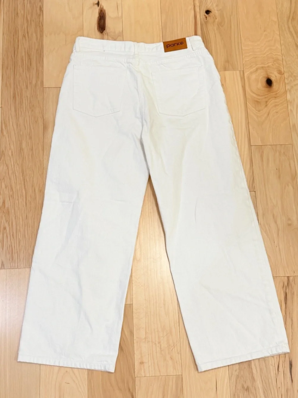PARKE Women’s Low Rise Baggy Denim Jeans in White - Picture 2 of 8